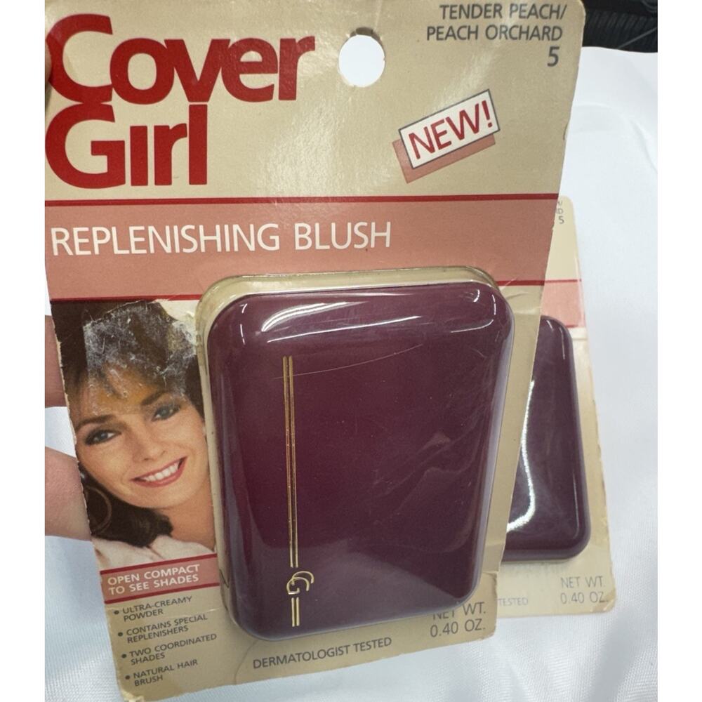 Covergirl Replenishing Blush Tender Peach/Orchard Peach 5 NOS Lot Of 2‎